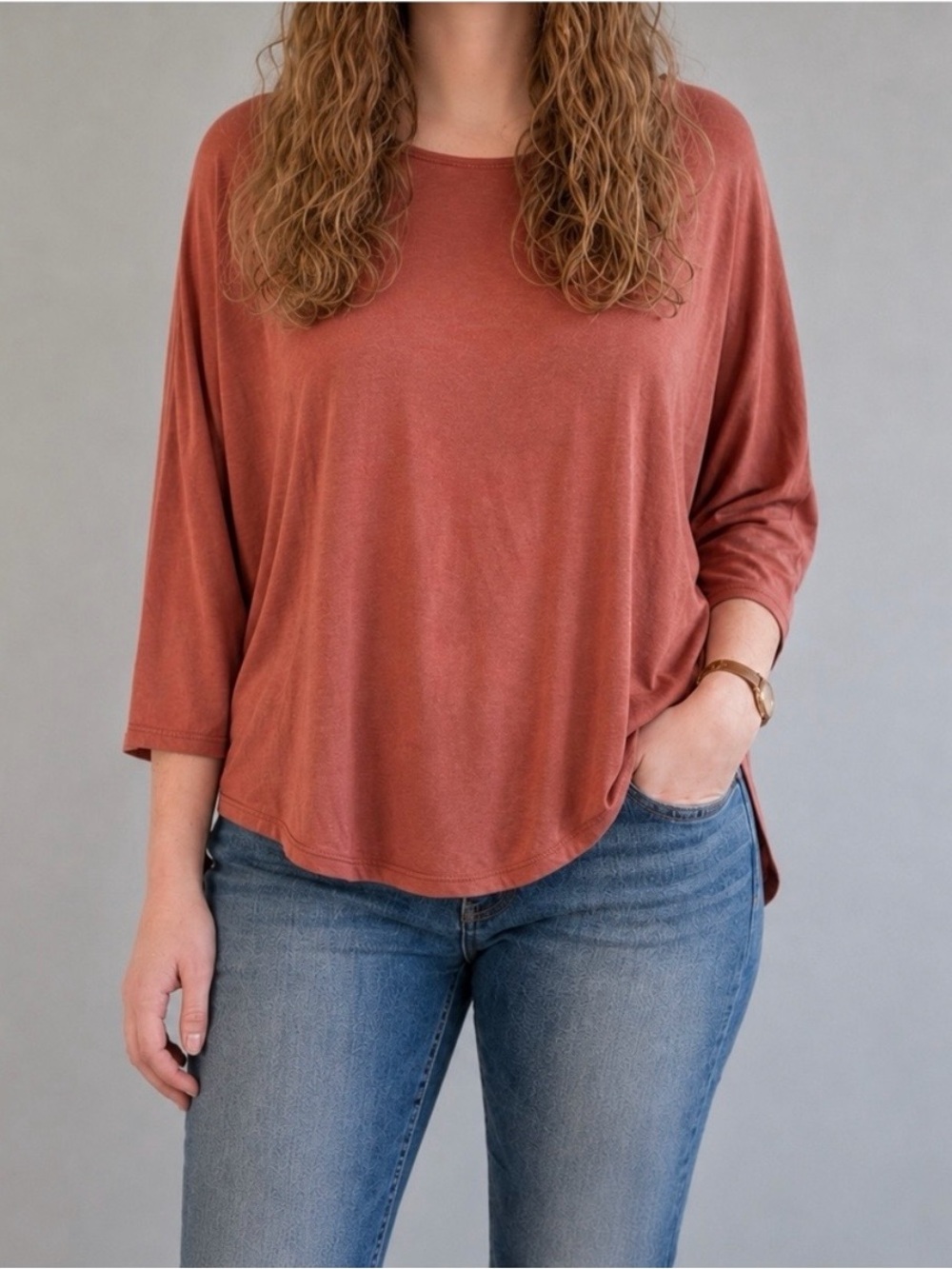 Green Envelope Orange Rust Back Button Top Womens Small